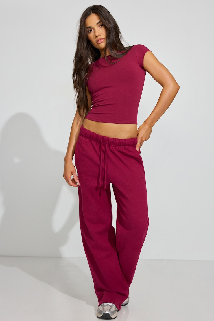 Crew Neck Open Back Short Sleeve Top Burgundy - Image 3