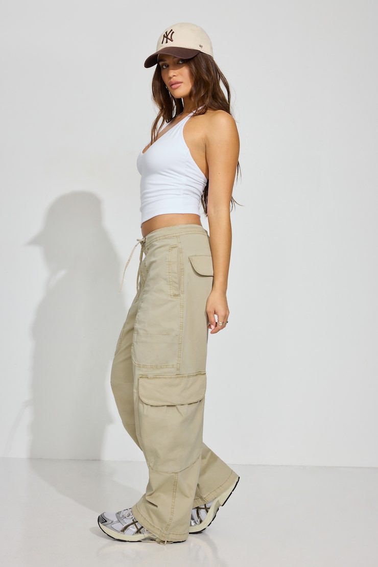 Wide Cargo Pants Beige - Image 3