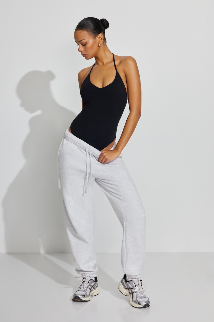 SoftActive V-Back Bodysuit Black - Image 2